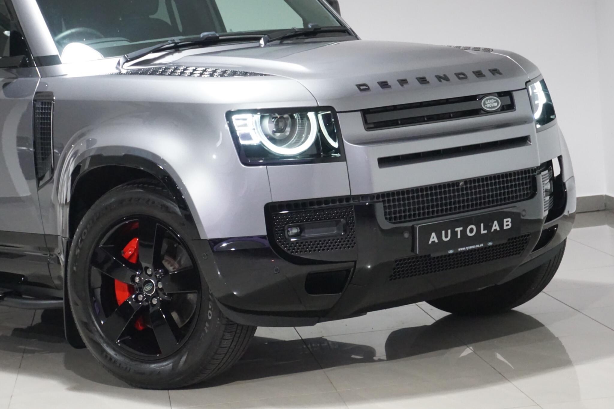 Land Rover Defender 110 2.0 P400e 15.4kWh X-Dynamic HSE SUV 5dr Petrol Plug-in Hybrid Auto 4WD Euro 6 (s/s) (404 ps)